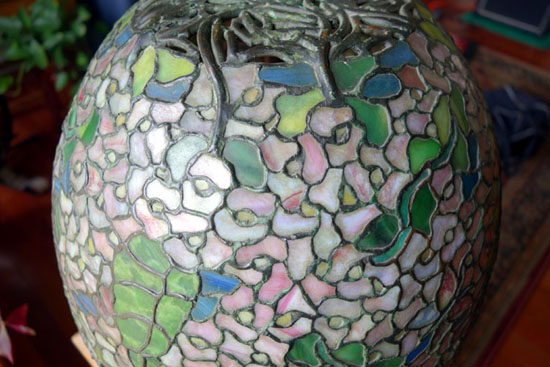 Anthony Hart Begonia Leaded Lamp