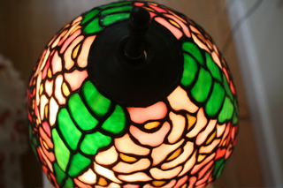 Anthony Hart Tiny Floral Leaded Lamp