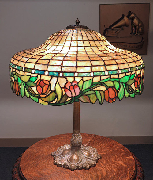 Neuhauser Floral Table Lamp