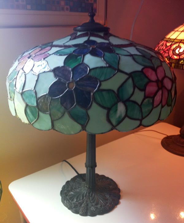 Neuhauser Clematis Table Lamp