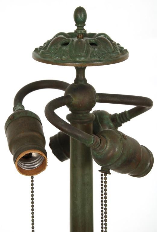 Neuhauser Fuscia Leaded Glass Lamp