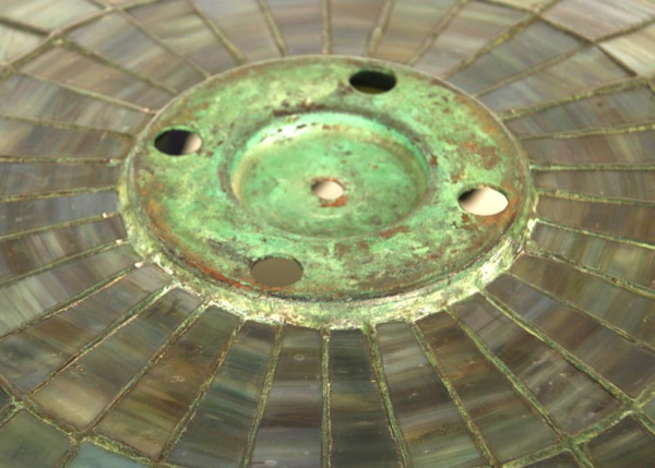 Neuhauser Fuscia Leaded Glass Lamp