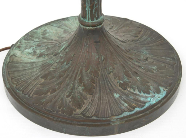 Neuhauser Fuscia Leaded Glass Lamp