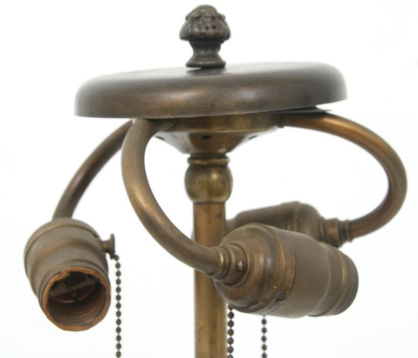 Neuhauser Fuscia Leaded Glass Lamp