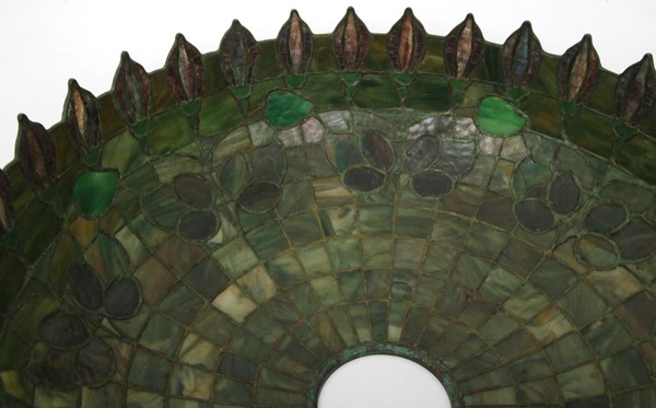 Neuhauser Fuscia Leaded Glass Lamp