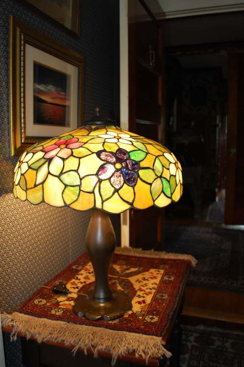 American Leaded Glass Floral Table Lamp