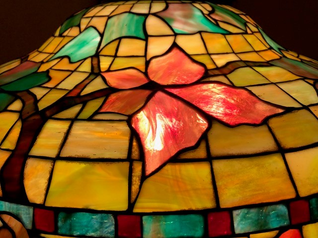 Neuhauser Leaded Grape Chandelier