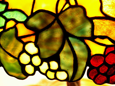 Colonial Leaded Grape Lamp