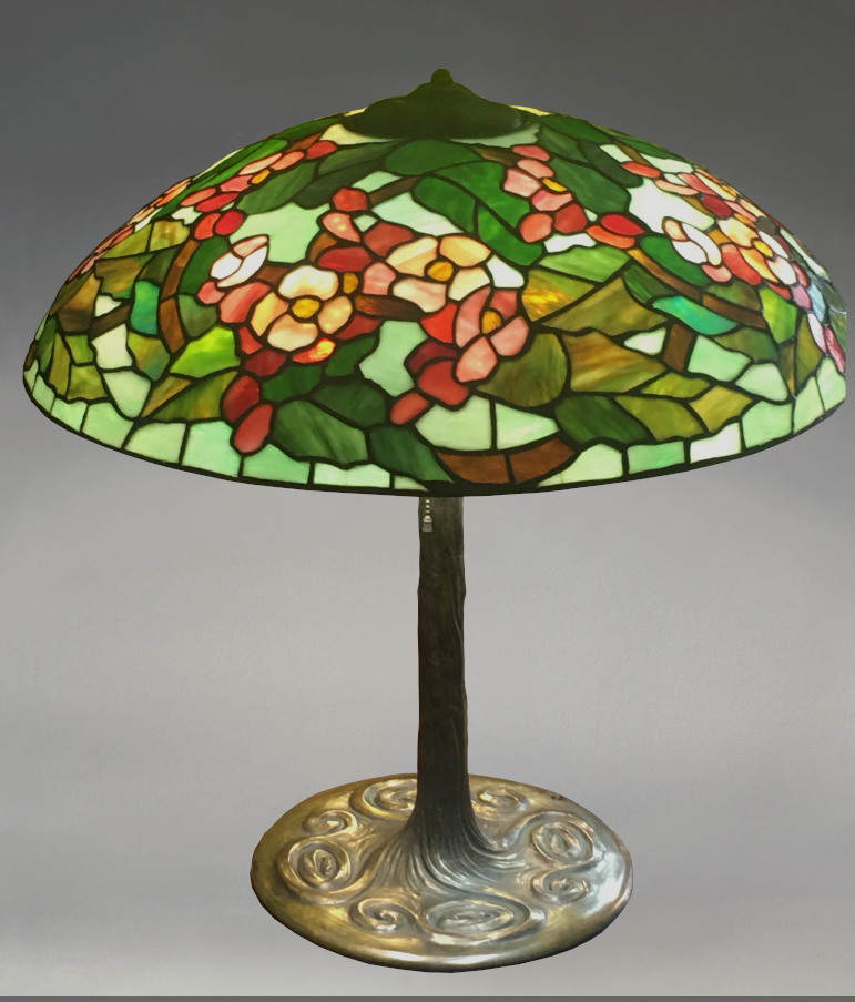 Colonial Leaded Begonia Lamp