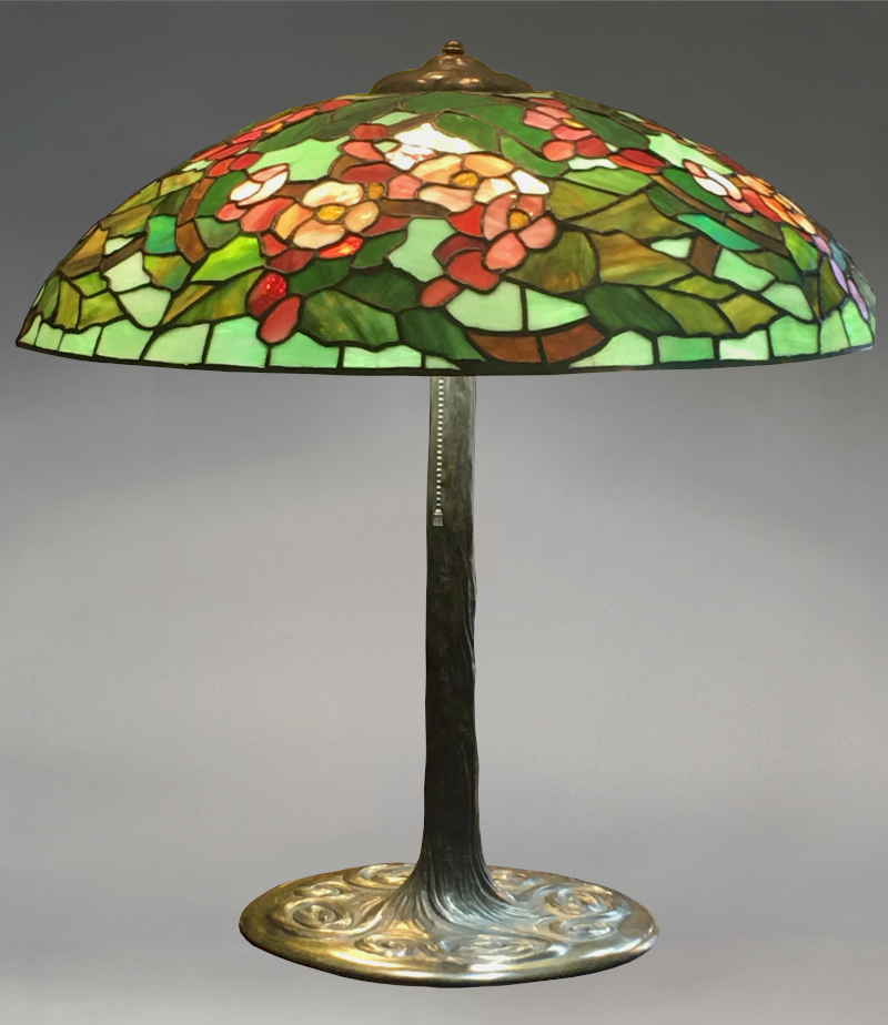 Colonial Leaded Begonia Lamp