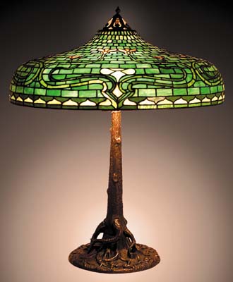 American Stylized Leaded Glass Table Lamp