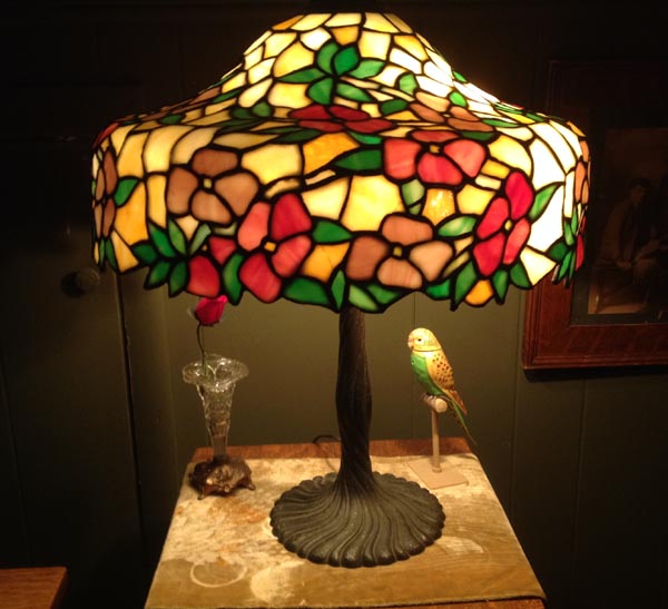 Chicago Mosaic Floral Table Lamp