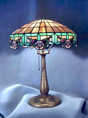 American Rose Leaded Glass Table Lamp