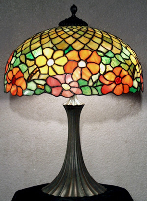 American Leaded Glass Floral Table Lamp