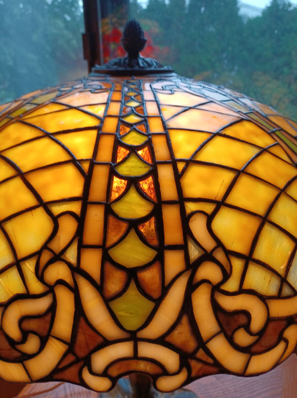 Williamson Louis XIV Leaded Table Lamp