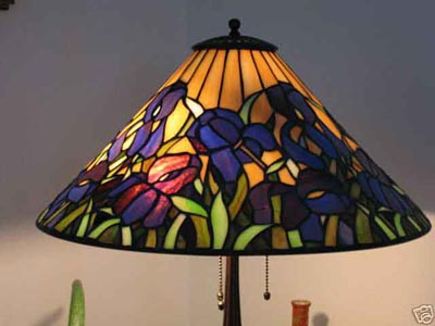Bigelow, Kennard & Co, Iris Leaded Lamp