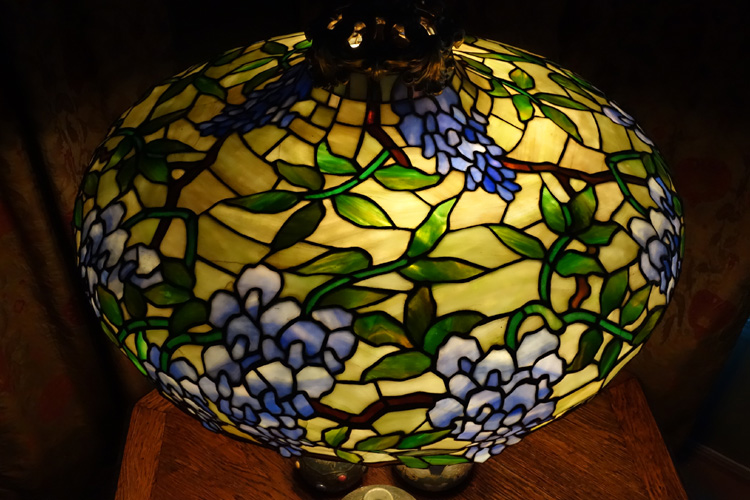 Duffner & Kimberly Wisteria Chandelier