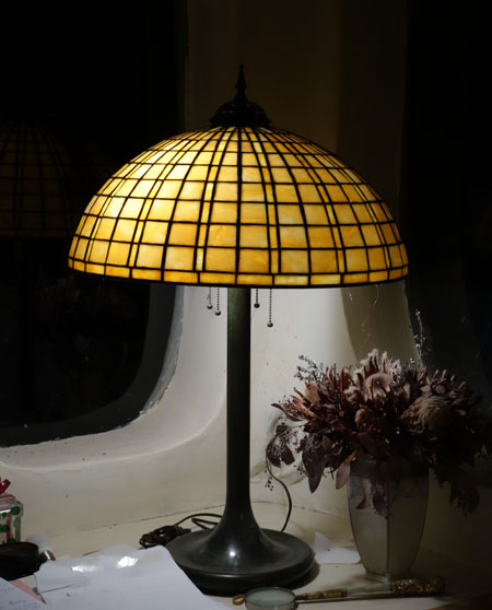 Unique Art Glass & Metal Company, Geometric Table Lamp