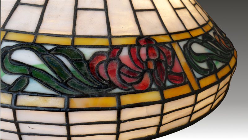 Bigelow & Kennard Oriental Border Table Lamp
