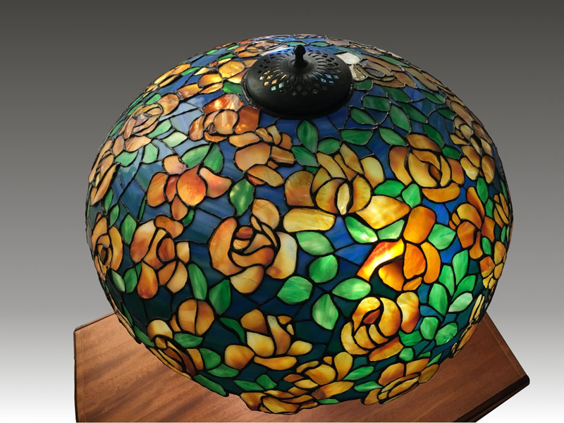 Bigelow & Kennard Yellow Rose Table Lamp