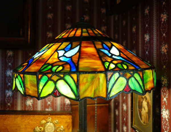 American Leaded Table Lamp