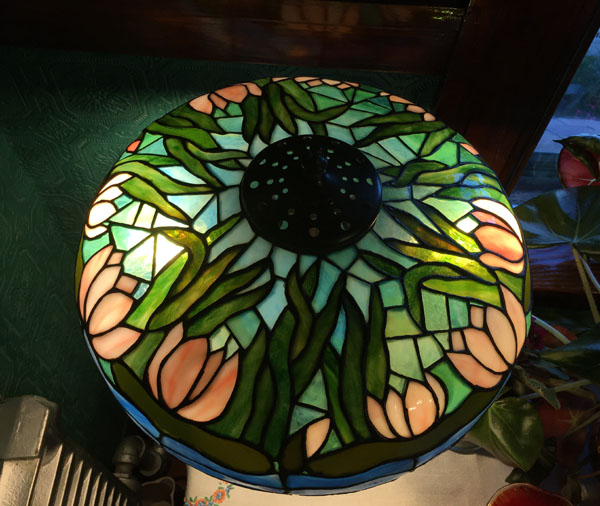 Riviere Studios Lily Leaded Lamp