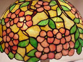 Chicago Mosaic Floral Leaded Lamp