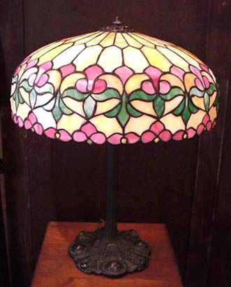 Chicago Mosaic Floral Table Lamp