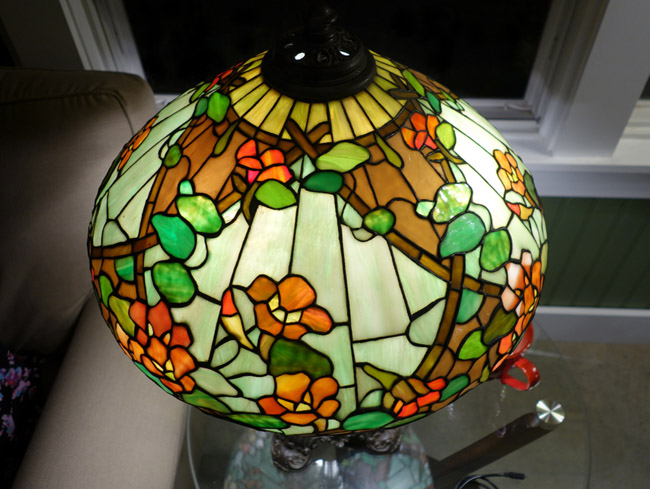 Wilkinson Nasturtium Leaded Lamp