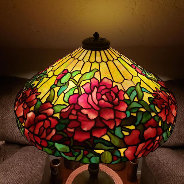 Duffner and Kimberly Peony Table Lamp