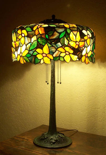 John Morgan & Sons, Black-Eyed Susan Table lamp