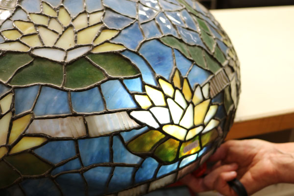 American Leaded Table Lamp