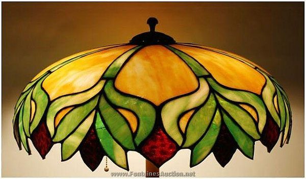 Suess (Attr.) Leaded Bent Panel Table Lamp