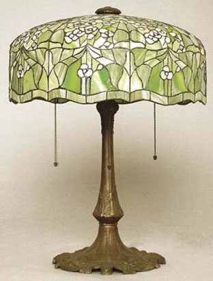 Amboy Works, N.J. Arrowroot Leaded Glass Table Lamp