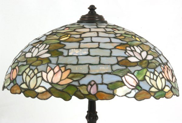Wilkinson Water Lily Leaded Glass Lamp