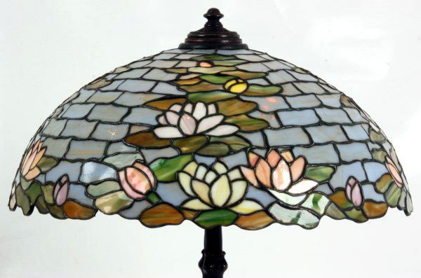 Wilkinson Water Lily Leaded Glass Lamp