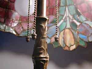 Amboy Works Tulip Leaded Glass Table Lamp