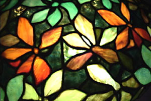 Amboy Works Floral Leaded Glass Table Lamp