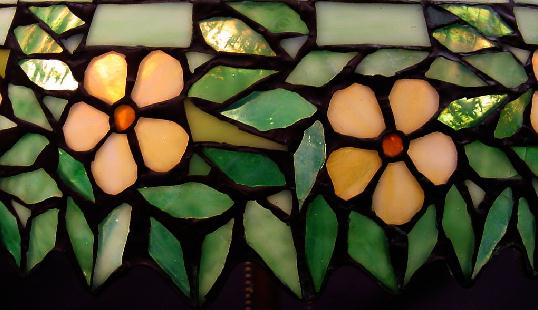 Unique Art Glass and Metal Co, Leaded Lamp