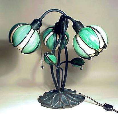 Handel 3 light Pond Lily Table Lamp