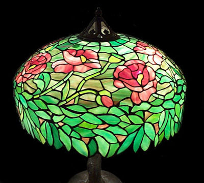 Unique Art Glass and Metal Co, Poppy Leaded Lamp