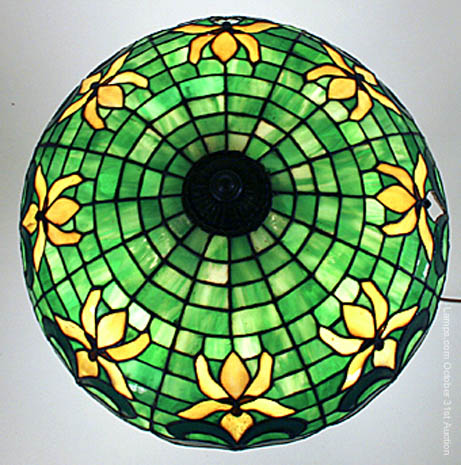 Bradley And Hubbard Leaded Glass Table Lamp