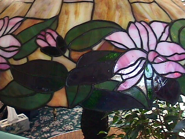 Imperial Studio, Chicago, Floral Leaded Shade
