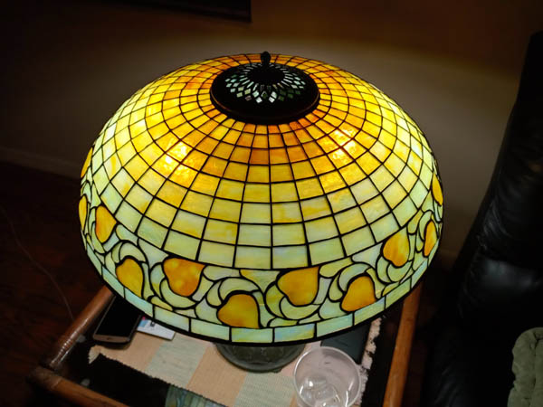 Bigelow Studios, Leaf and Vine Table Lamp