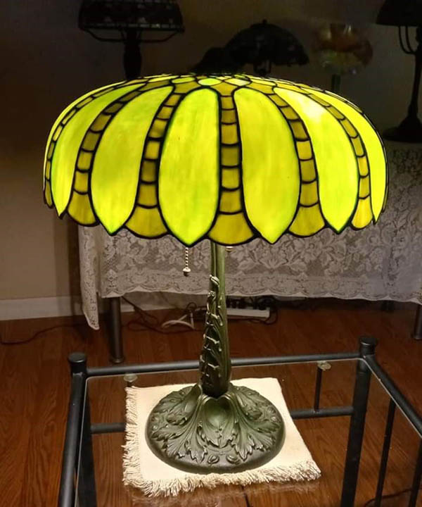 Amboy Works Company, Green Bent Panel Lamp