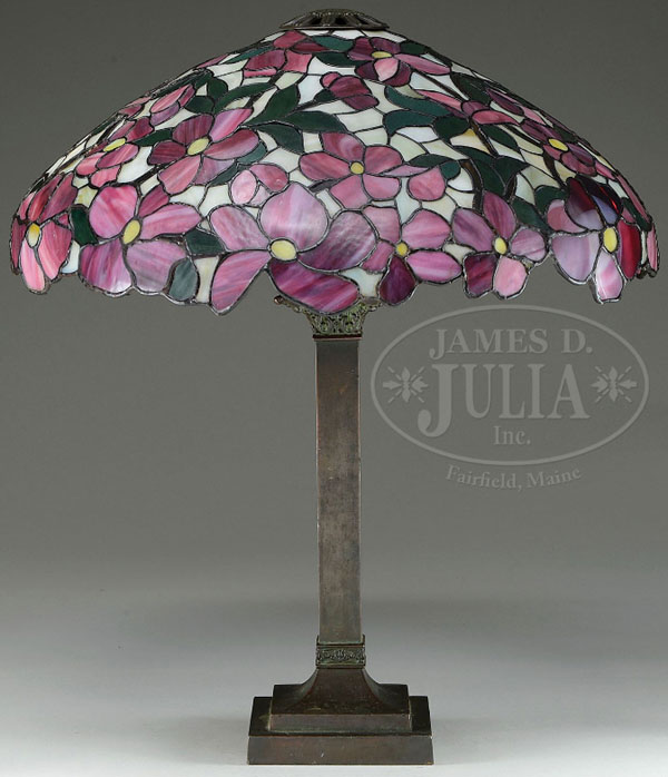 Suess Red Peony Leaded Lamp
