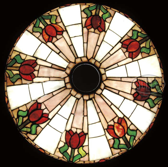 Wilkinson Tulip Leaded Glass Lamp