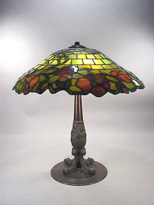Suess Floral Leaded Lamp