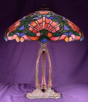 Duffner and Kimberly Medallion Table Lamp