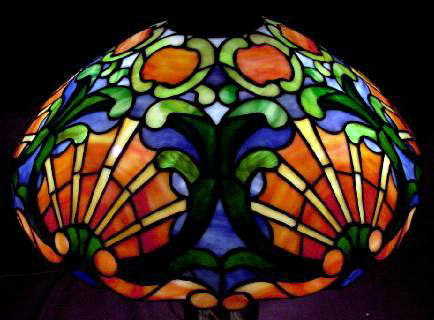 Duffner and Kimberly Medallion Table Lamp